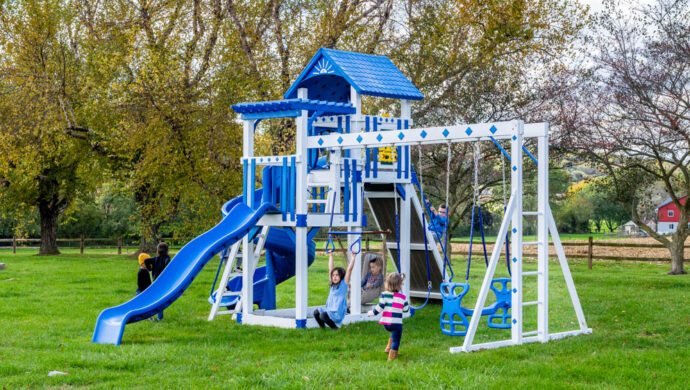 Best Selling Swing Sets And Playhouses: Early 2024